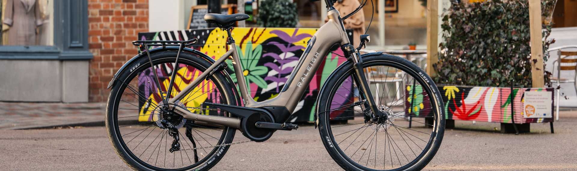 Raleigh Motus Tour Electric Bicycle